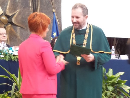 Dr. Eszter Várkonyi Patakiné became Honorary Counselor of Szent István University